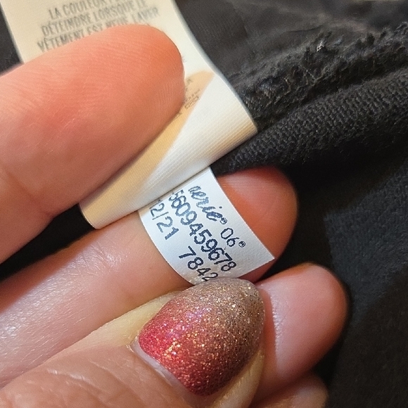 New Aerie Black Distressed Elastic Waistband Jean Shorts Size Medium - Picture 9 of 9